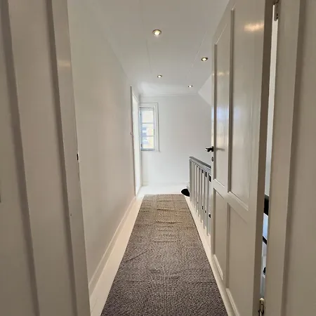 Nyaraló Charming Townhouse In Rødby
